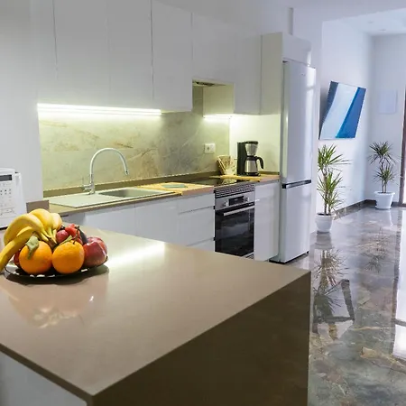 Turistico Lux Center * ולנסיה