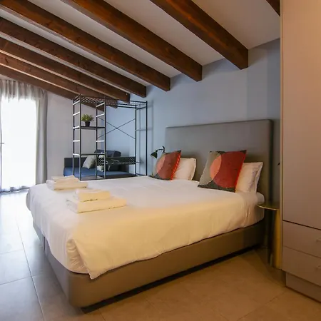 Welcomer * バレンシア