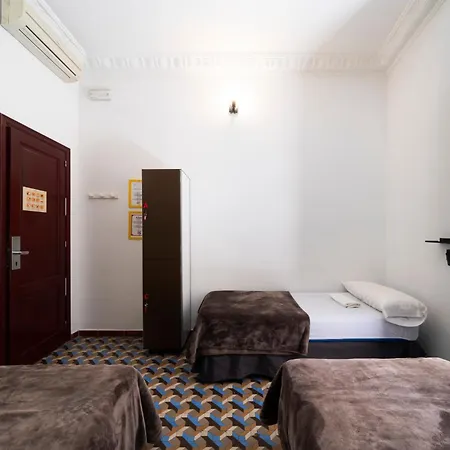 Youth By Feetup * Valencia