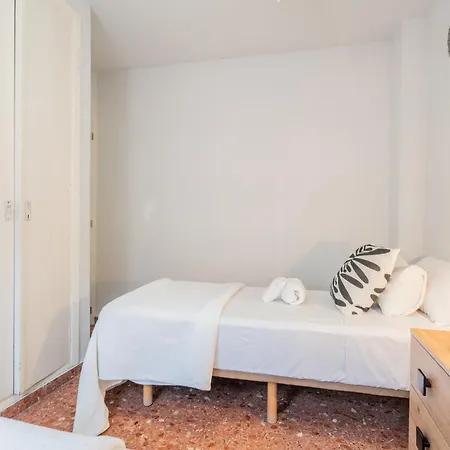 Familiar En Avenida Del Puerto