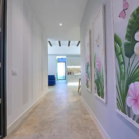 Filipinas Flowers Apartment *