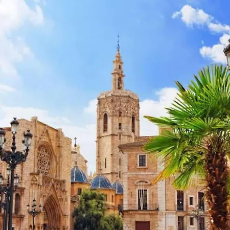 Buenos Aires Garden Валенсия