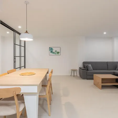 Apartment Amplio Cerca Centro Historico Y Turia 5pax 2 Bath *