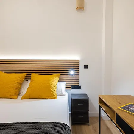 Florit Flats - The Blasco Ibanez