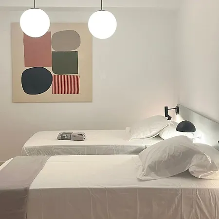 Stylish Well-connected Beachfront Flat