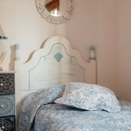 Semesterbostad Chalet, Rodeada De Naturaleza Piscina A Doce Klm De Y 7 Del Aeropuerto