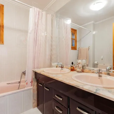 Chalet, Rodeada De Naturaleza Piscina A Doce Klm De Y 7 Del Aeropuerto * Valencia