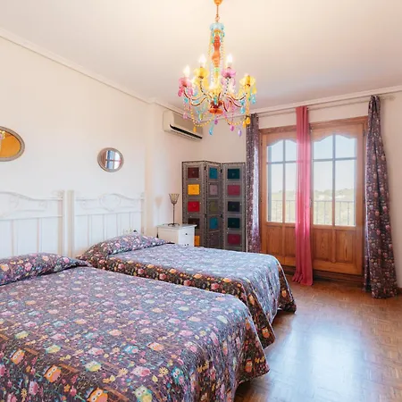 Semesterbostad Chalet, Rodeada De Naturaleza Piscina A Doce Klm De Y 7 Del Aeropuerto