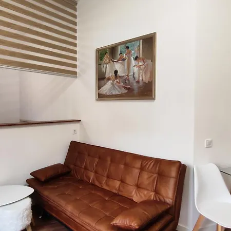 Reina Apartman