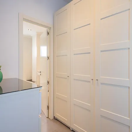 Florit Flats - Stylish 2 Bedroom Ac Wifi Terrace Attic In Center Апартаменты Валенсия