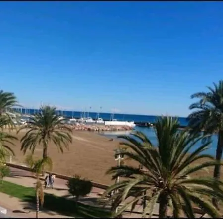 Beachfront Tatil Evi Valensiya