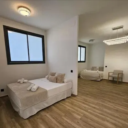 Avakian Centro ולנסיה