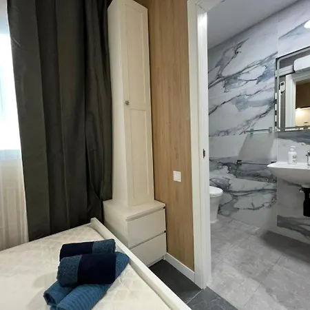 מלון דירות Carcaixent 24 4*