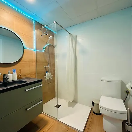 Mirador 5 Del Mercado - Con Bano Privado En El Centro De La Ciudad Vella Homestay szállás *