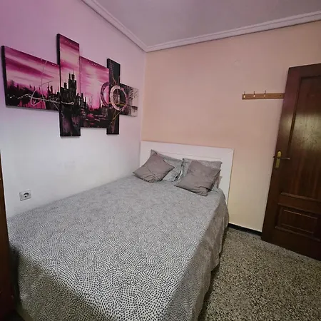 Homestay Avenidadelaplata Valencia