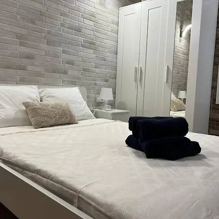 Melia Y Fuster 23c Appart hôtel