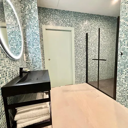 Gulliver Apartmanhotel *