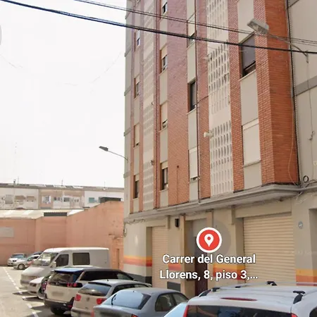 Sencilla En Piso Hogareno Privatunterkunft