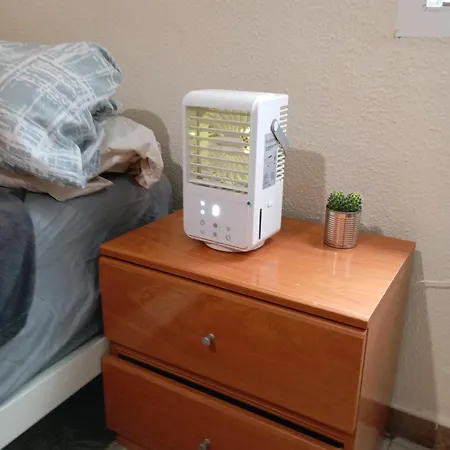 Habitación en casa particular Großes Modernes Silber Für 2 Personen Und Katzenliebhaber Valencia