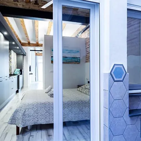 Chic Estudio Privado Al Lado De La Playa *