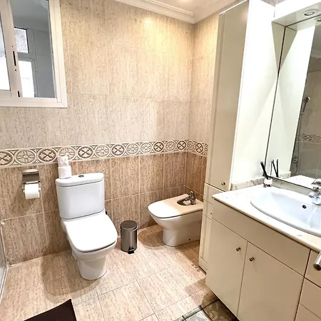 Moderno Y Acogedor 6 Personas Valensiya