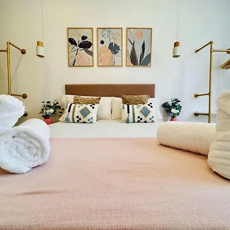 Color & Design Next To Russafa Soho