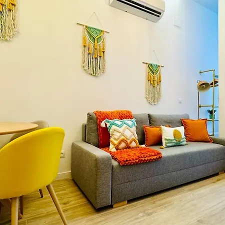 Color & Design Next To Russafa Soho * Valenza