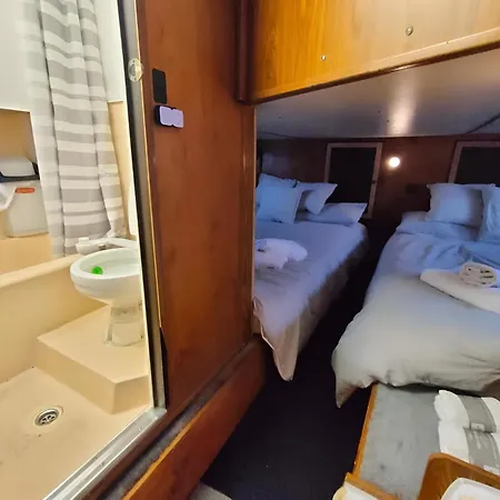 Barco Muy Espacioso Con Dos Terrazas Centro!! Úszó hotel Valencia