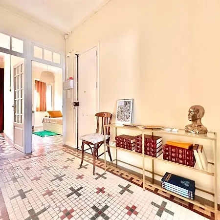 Stylish Ruzafa Market