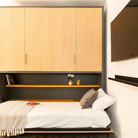 Singularstays Padre Urbano