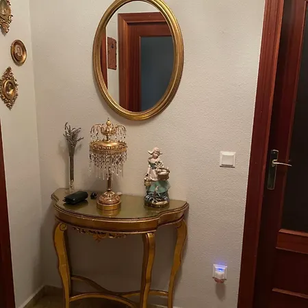 公寓 Bonita, Tranquila, Centrica Y Acogedora Habitacion, Solo Chicas, En Vivienda Compartida Con Anfitrion