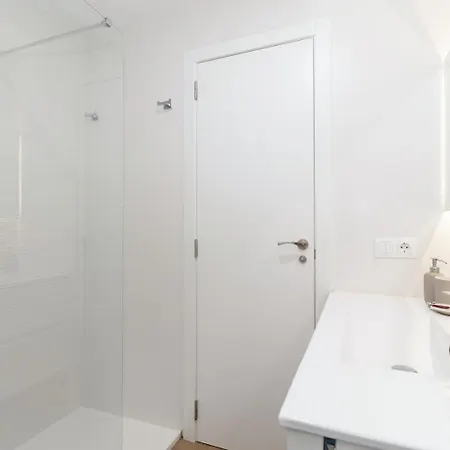 Apartman Guestready - Lovely Flat By University *