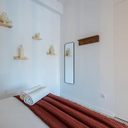 Florit Flats - Stylish Ceramic With Free Bicycles By The Joaquin Sorolla Station Valencia