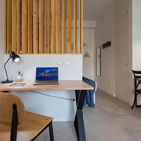 Florit Flats - Stylish Ceramic With Free Bicycles By The Joaquin Sorolla Station Valencia