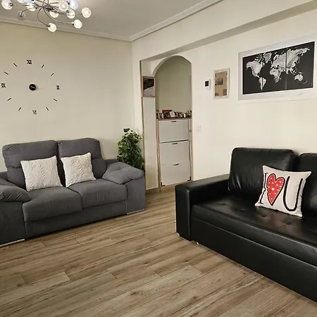 Comoda Y Acogedora Habitacion En Accommodatie bij particulieren Valencia