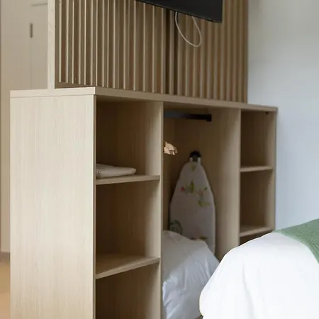 Hotel apartamentowy Dorm4you Arena Standar Junior