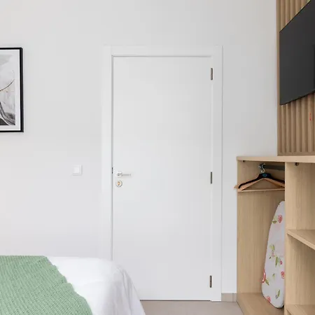 Dorm4you Arena Standar Junior Hotel apartamentowy Walencja
