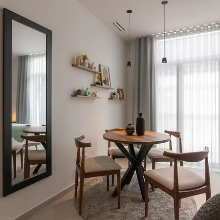 Hotel apartamentowy Dorm4you Arena Standar Junior