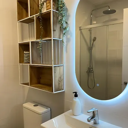 Loft Con Wifi Lavadora Secadora Cama Agradable Muy Proximo Valencia