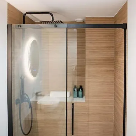 Lofts Plaza Jm Orense C *