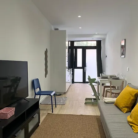 Quiet In A Park Close To The Sea & & Subway No-4 Appartement *