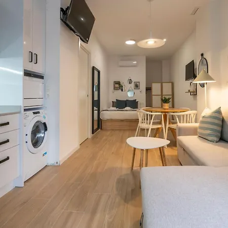 Vlc Host - Ausias March *