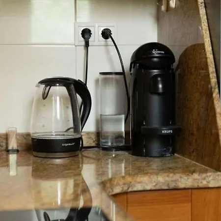 Sleeps 6 Fast Wi-fi 2 Bathrooms *