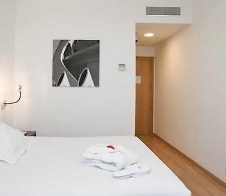 Ilunion 3 Hotel 3*