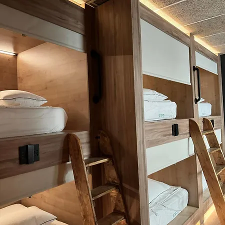 The Pod Village Valência