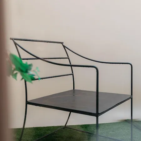 Lovely Exclusivity In Center Apartment