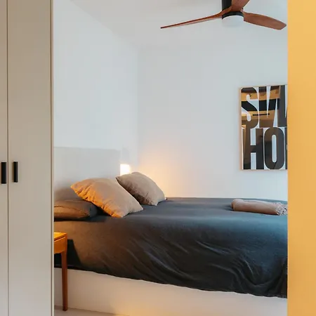 Lovely Exclusivity In Center Apartment