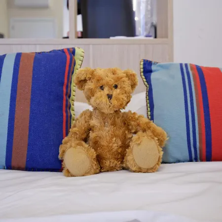 Osito Hub - Justo Y Pastor