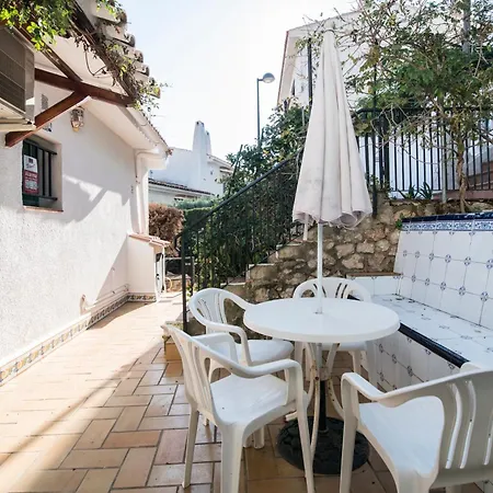 Piscina Urbanizacion De Lujo Cerca Del Mar Vakantiehuis *