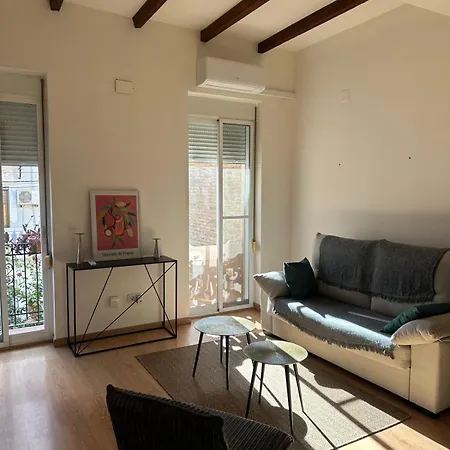 Precioso Junto A Ruzafa En Edificio Tipico Valenciano *
